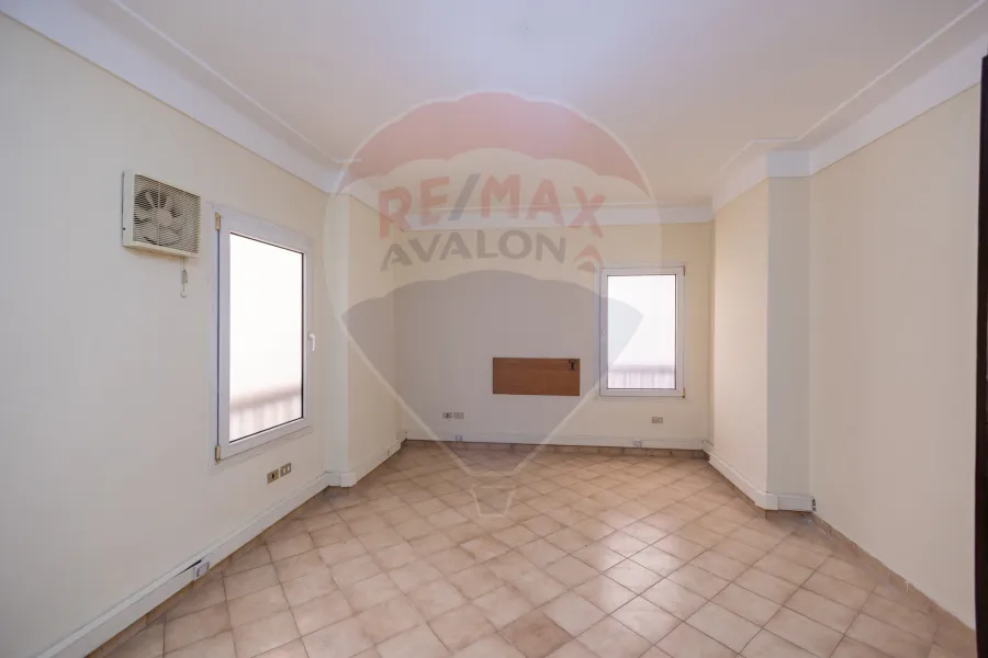 Apartment for rent 217 m Louran (directly on the tram)