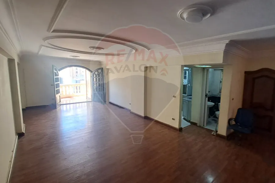 Apartment for rent 150 m Louran (branching from Al-Iqbal Street - Brand Building)