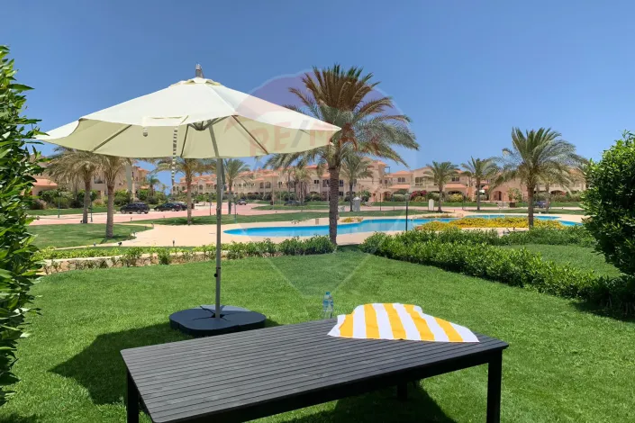 Ground chalet + Garden for Sale north coast (La Vista Bay)