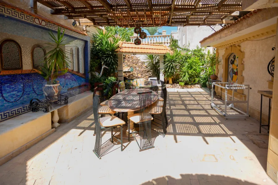 Villa for sale 600 m Al-Maamoura Al-shatea (in front of the commercial market)