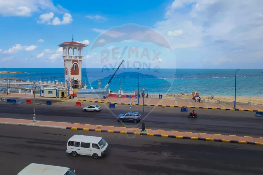 Apartment for rent 140 m Al Asafra (directly on the sea)