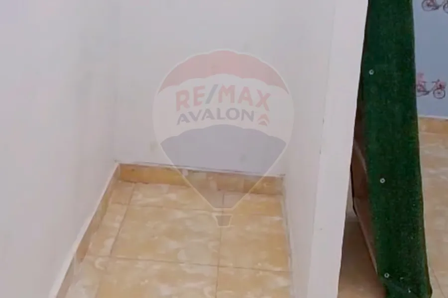 محل للإيجار 28 م كفر عبده (ش عبدالعزيز عجميه)