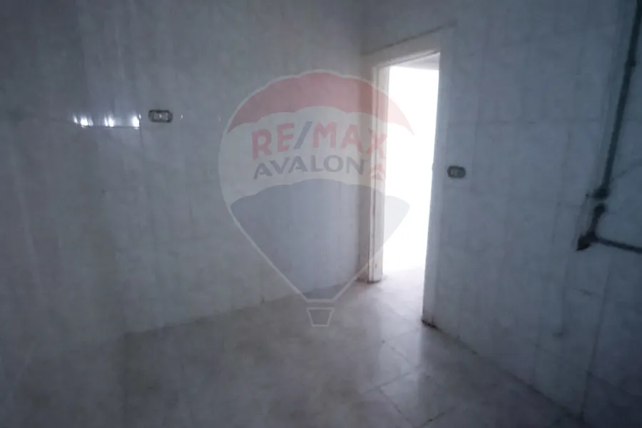 Administrative unit for rent 138 m Gleem (Al-Horaya Road)