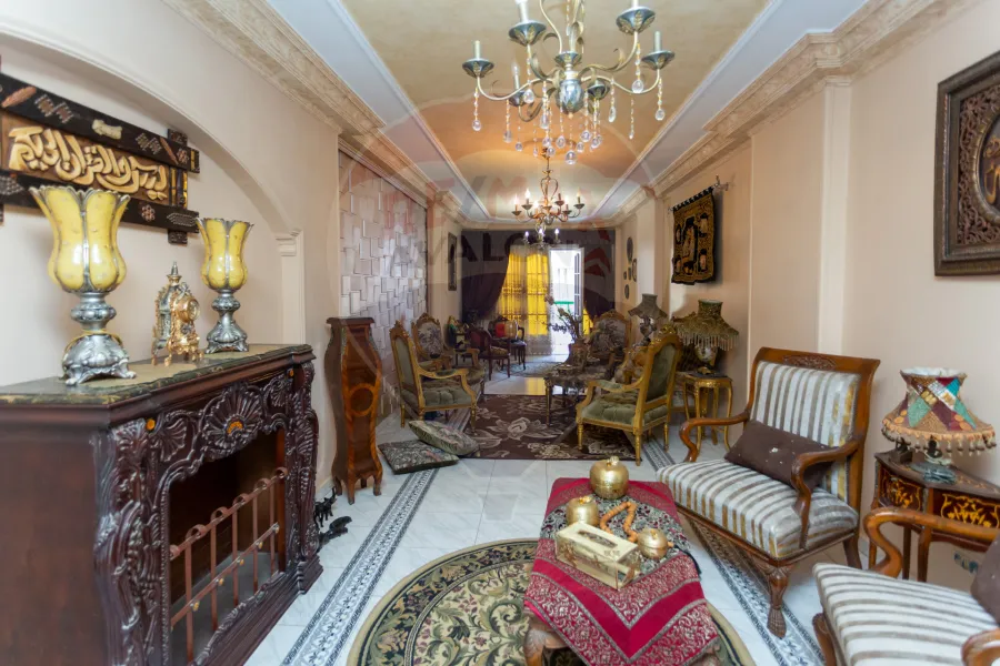 Apartment for sale 195 m Sidi Bishr (Saleh Hamdy St.)