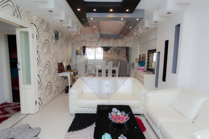 Apartment for sale 125 m Smouha (Hilton St)
