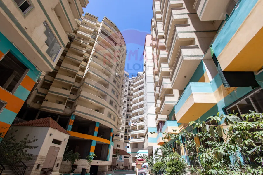 Commercial unit for rent 4,000 m Al-Mandara (Cecelia compound)