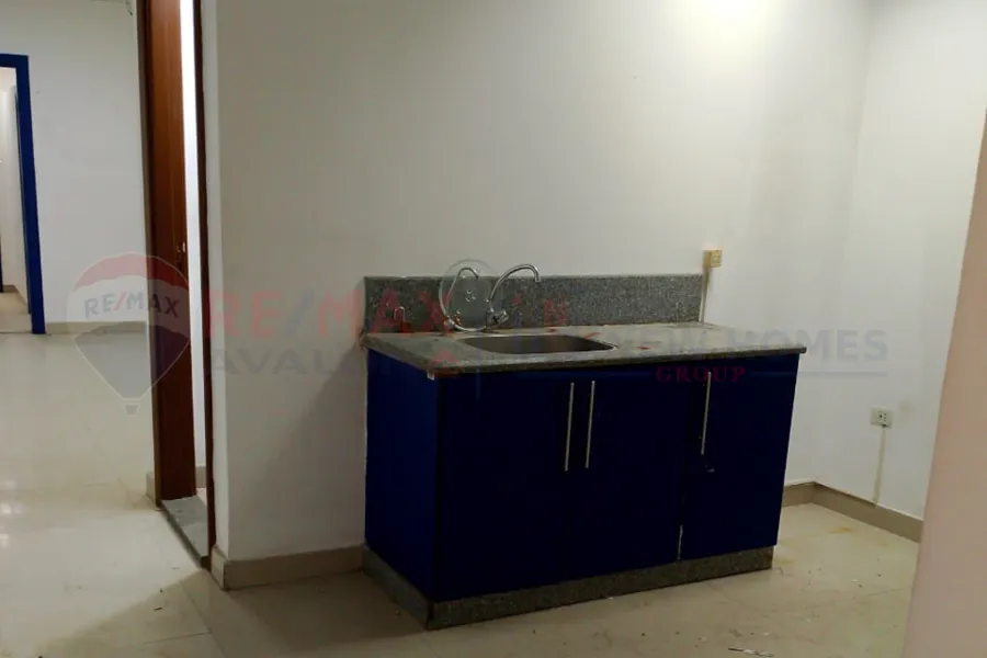 Administrative apartment for sale 365 m Louran (Abu Qir st. directly)