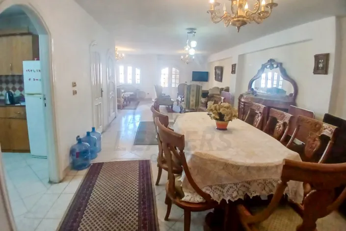 Furnished apartment for rent 210 m Ibrahimia (steps from the Faculty of Engineering)
