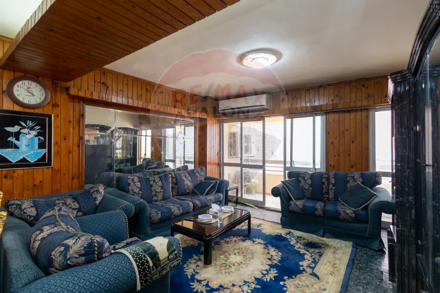 Duplex apartment for sale 260 m, Sidi Bishr (Khaled Ibn El Walid St.)