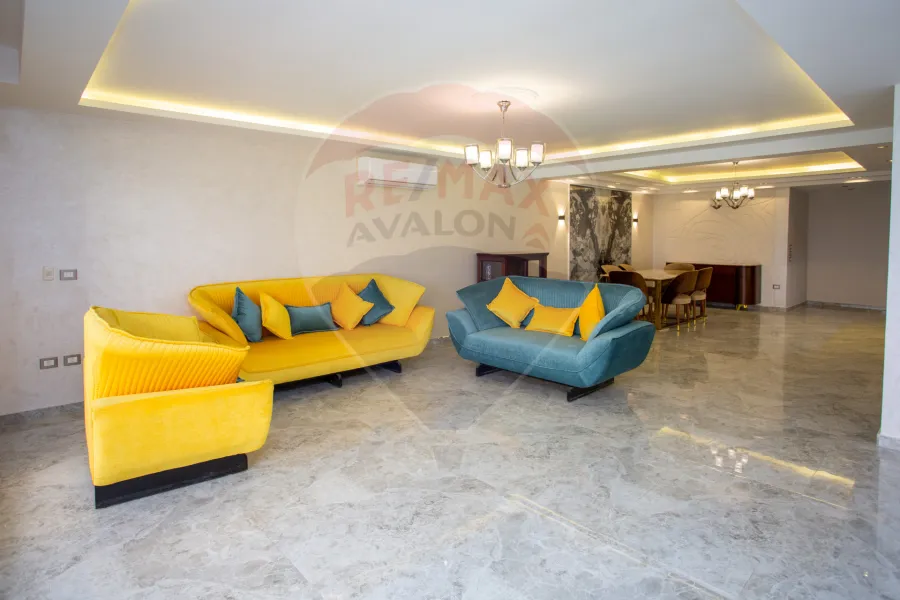 Apartment For Sale 330 m Camp Chezar (directly on the sea)