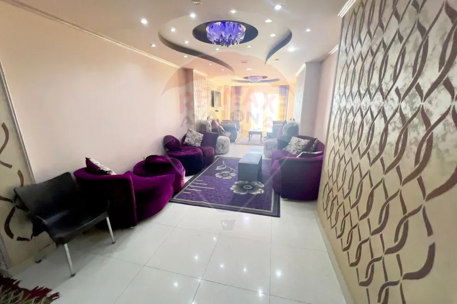 Apartment for sale 140 m Sidi Bishr (Mohamed Naguib Street - directly on the sea)