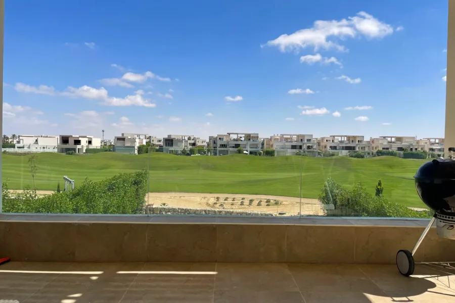 شاليه سنيور للبيع (هاسيندا باي - سيدي عبدالرحمن) 350 م