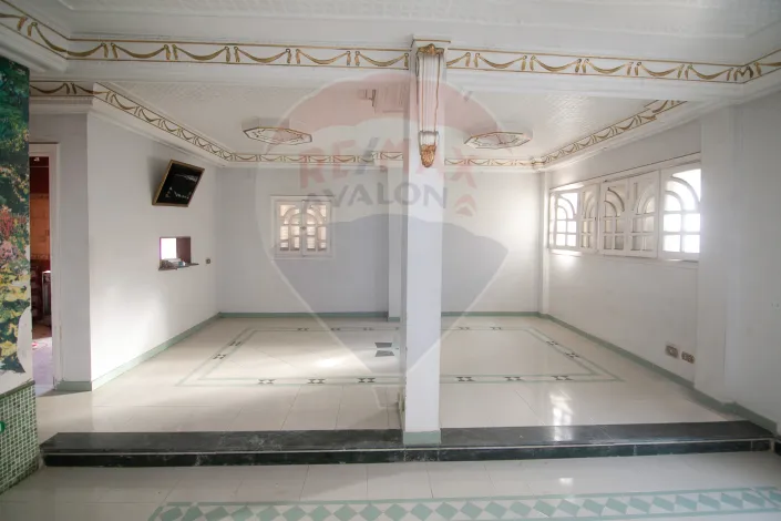 Duplex apartment for sale 250 m Gleem (branched from Zahran Rushdi Street)