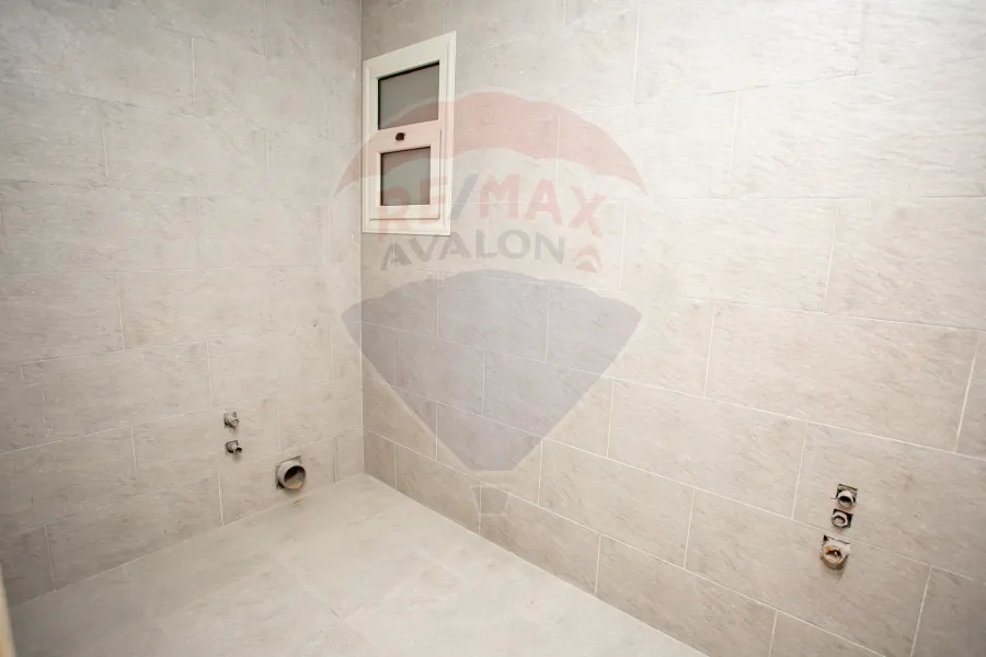 Apartment for sale 190 m smouha (valore antoniades compound)