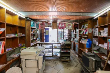 محل للبيع 33 م ميامي (ش الملك حفني)