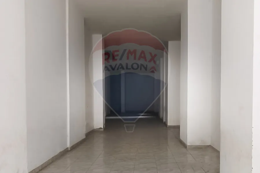 Shop 260 m + mizan for sale 600 m Glim (Abu Qir St.)