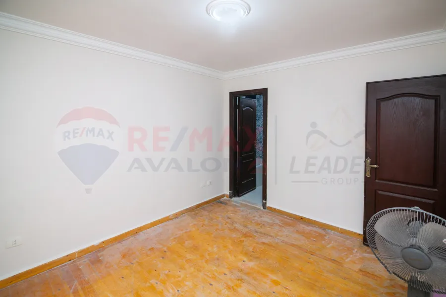 Apartment for sale 145 m Kafr Abdo (Sakina Bint Al Hussein St.)