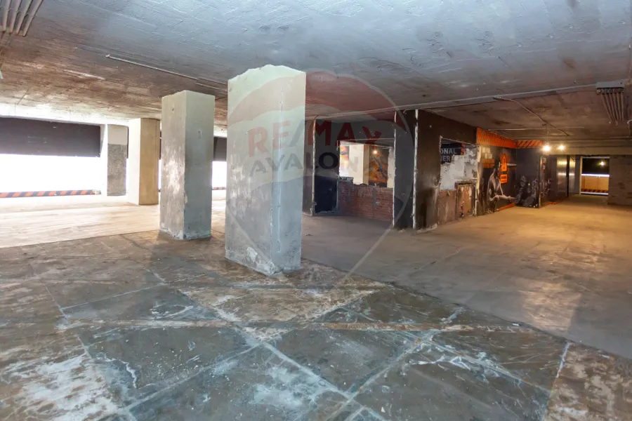 Mall for sale 790 m Louran (intersection of El-Eqbal st. with the tram)