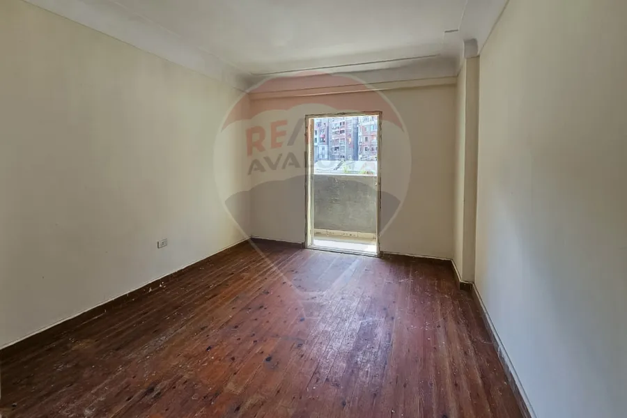 Apartment for sale 200 m Kafr Abdo (branched from Al-Ismailia st.)