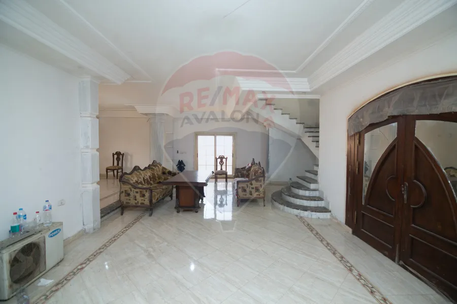 Duplex apartment for sale 550 m Louran