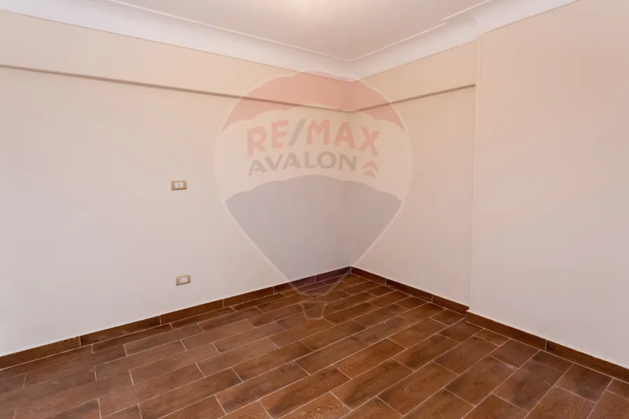 Apartment for sale 135 m Smouha (Victor Emanuel Square St.)