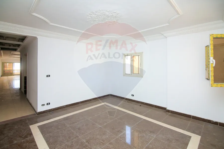 Apartment for sale 264 m Glim (Rasmy Pasha St.)