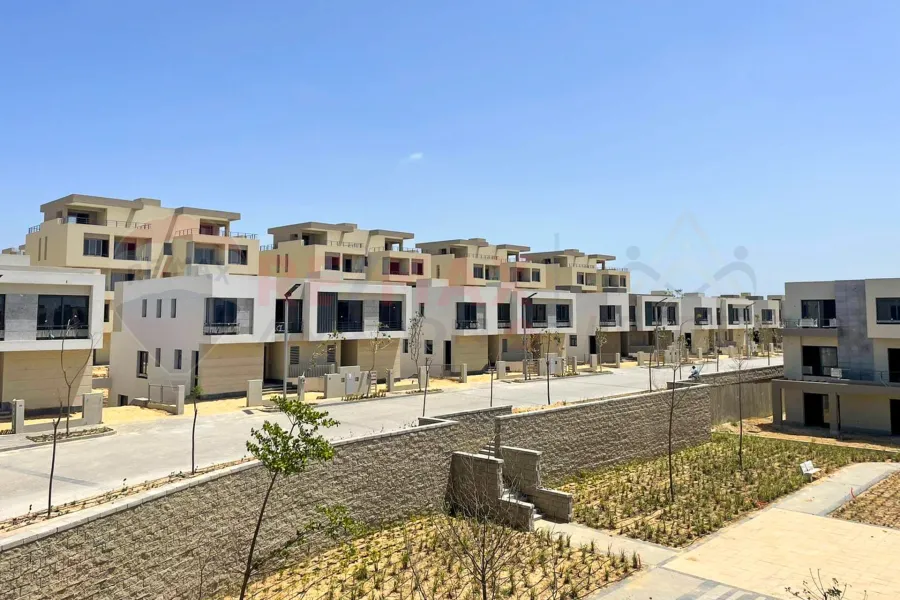 Corner villa for sale 294 m Palm Hills Alexandria