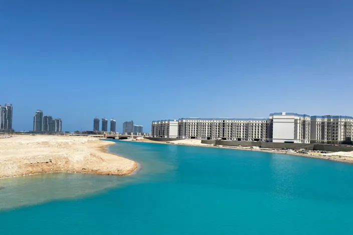 شاليه للبيع (الحي اللاتيني - العلمين الجديدة) 137 م