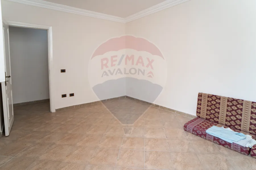 Apartment For Sale 170 m ElSaraya(Steps from the sea