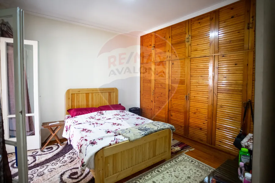 Apartment for sale 200 m Gleem (Near the Jewelry Palace)