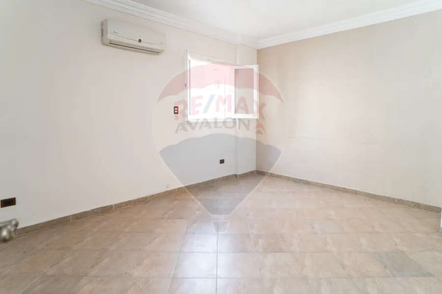 Apartment For Sale 170 m ElSaraya(Steps from the sea