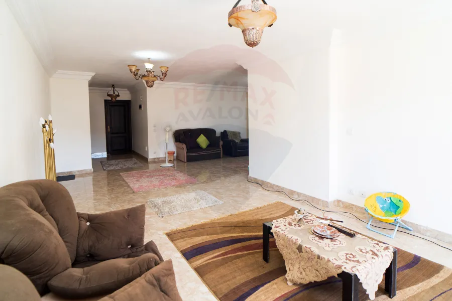 Apartment for sale 200 m Louran (El Iqbal main st.)