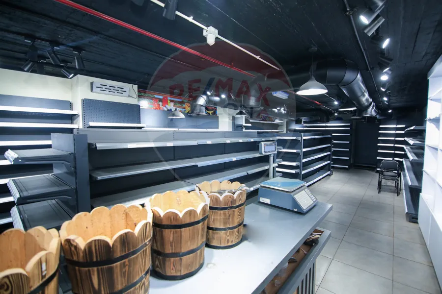 Shop for rent 272 m Smouha (Steps from Mostafa Kamel)