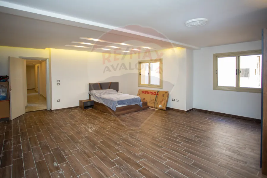 Apartment For Sale 330 m Camp Chezar (directly on the sea)