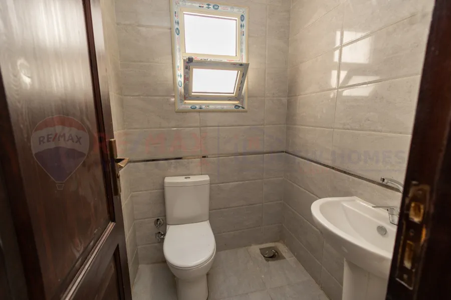 Apartment for rent 185 m El-Ibrahimya (Steps from Sporting Club)