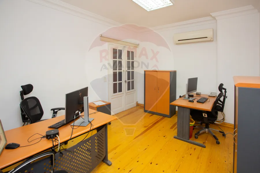 Administrative apartment for sale 175 m Smouha (Golden sqaure)