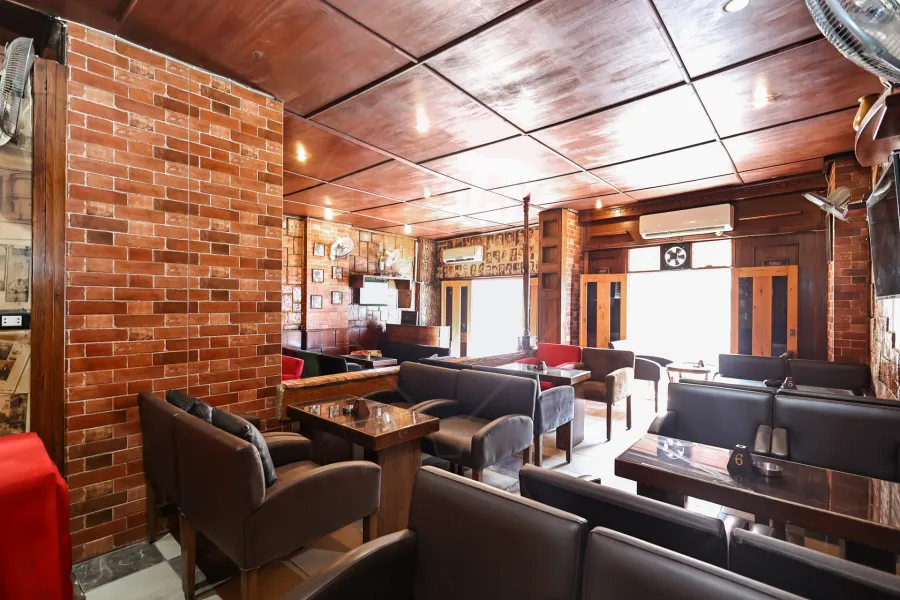 Shop for sale 80m Louran (2um from the sea)