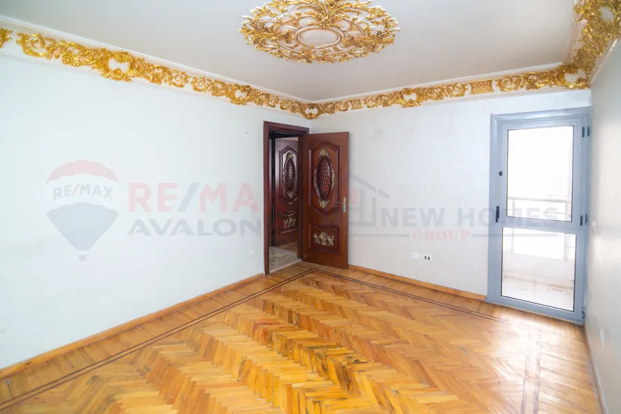 Apartment for sale 185 m Saba Basha (building on the sea - brand building)