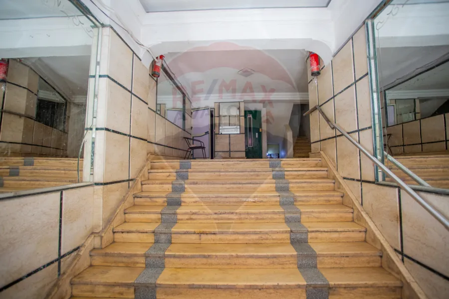 Apartment for sale 145 m Smouha (El Nasr St.) - 2,500,000 EGP