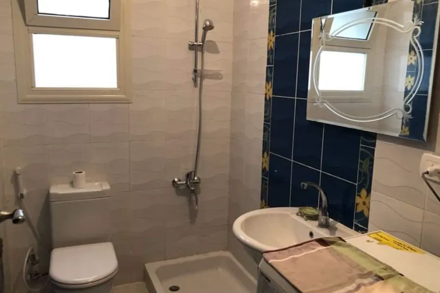 Chalet + Roof for sale (Emirates Heights) Ras Al-Hekma 100 m chalet + 100 m roof