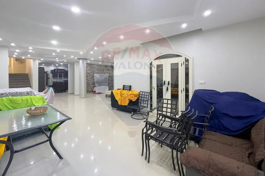 Standalone villa for sale 500 m King Mariout (Ganat Al Mohameen)