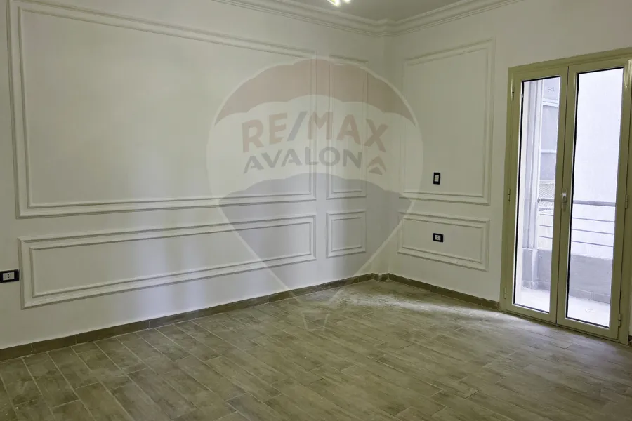Villa for sale, 525 m², King Mariout (Mohamed Rashid St.)