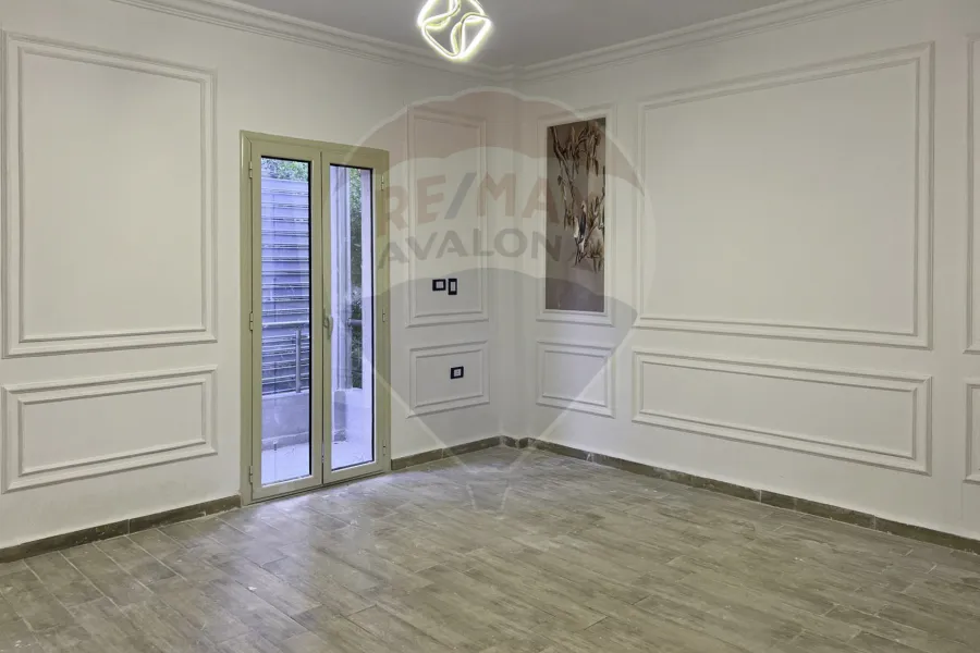 Villa for sale, 525 m², King Mariout (Mohamed Rashid St.)