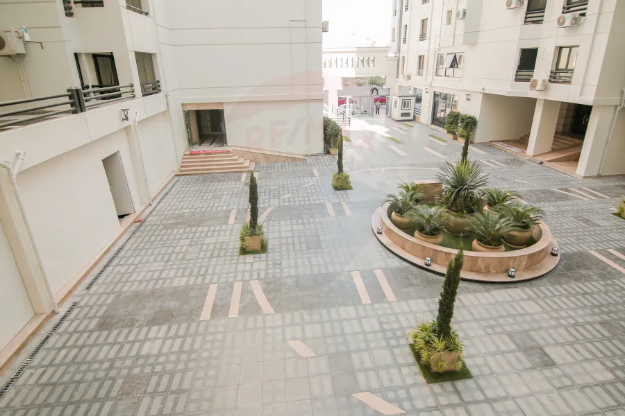 Apartment for sale 165m Smouha (El Reyada St.-East Tower Compound)