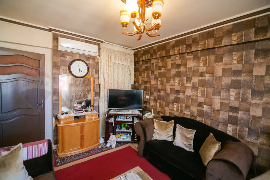 x apartment for sale 220 m Sporting (branched from Abu Qir st.)