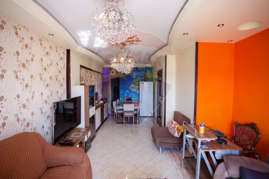 Apartment for sale 135 m Sidi Bishr (Branching from El-Isawy St)