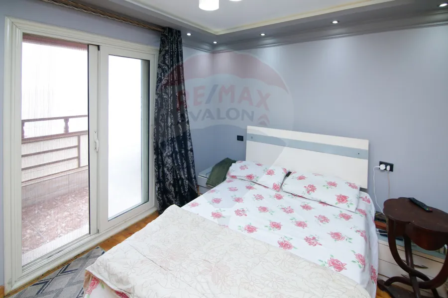 Duplex Apartment For Sale 250 m sidi beshr (Steps from Mohamed Naguib Square)