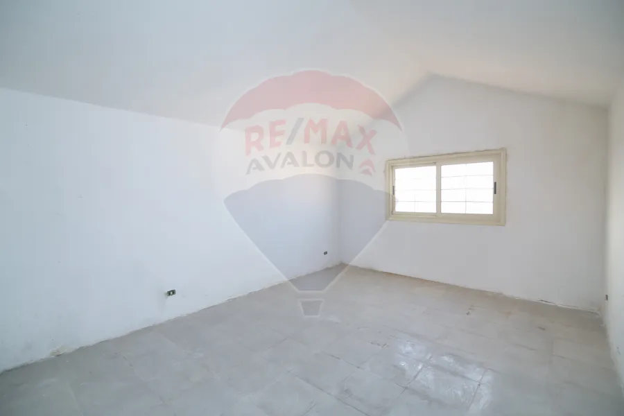 Duplex apartment for sale 550 m Louran