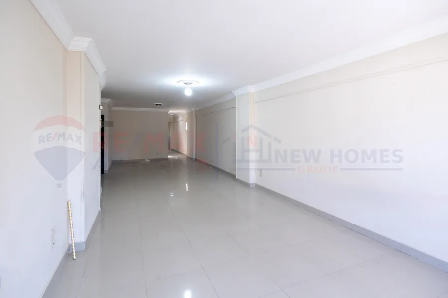 Apartment for sale 200 m Ibrahimiya (steps from Sporting Club)