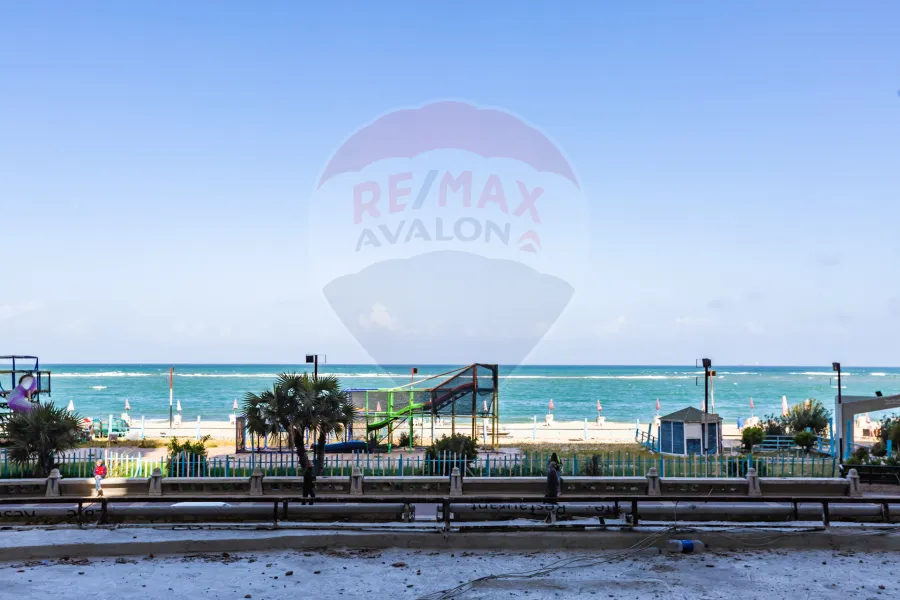 Administrative apartment for sale 170 m AL Mandara (Directly on the sea)